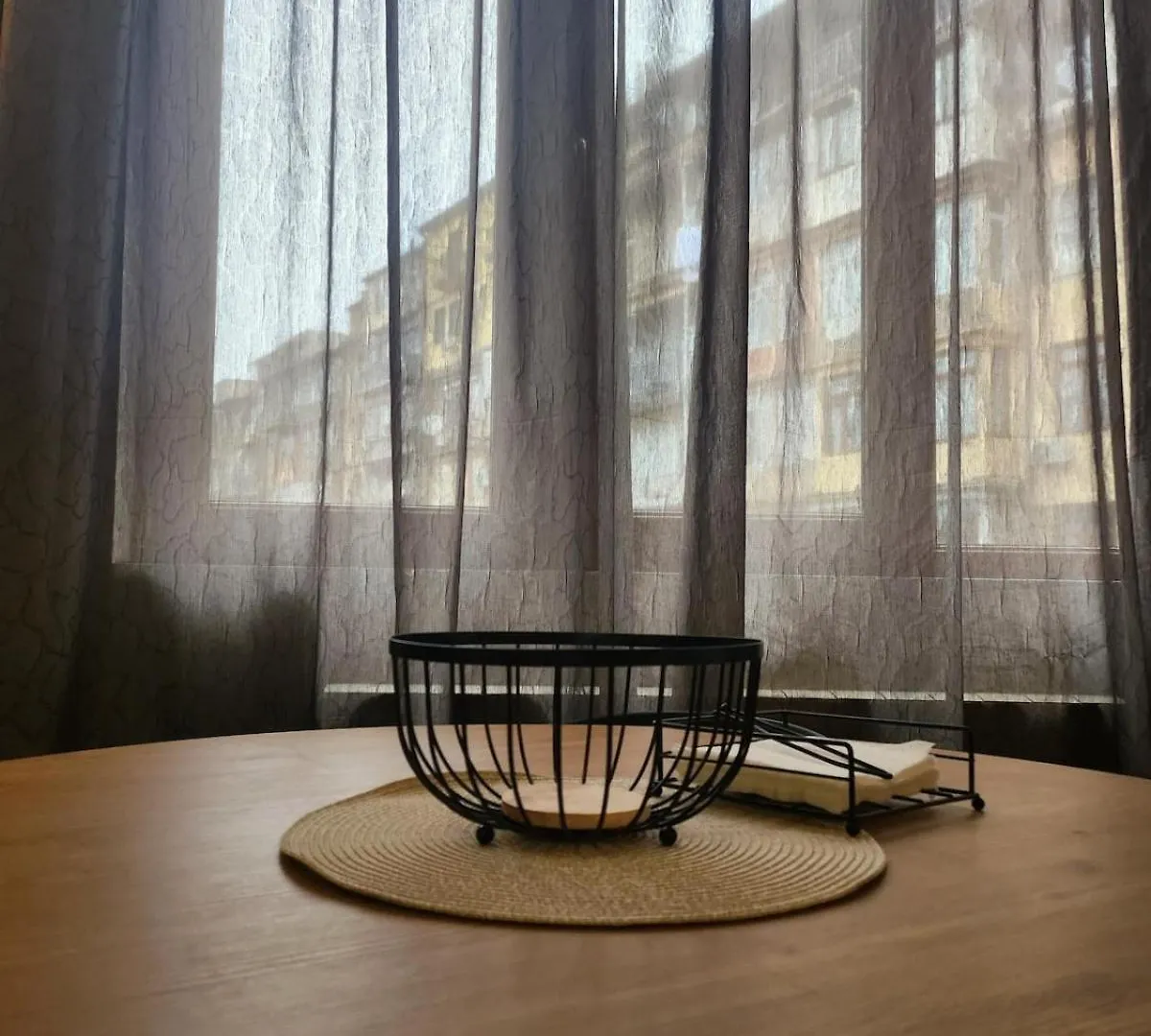 דירה Sale! 75 Sqm Old Tbilisi Daily&Monthly 1-Bd Apt