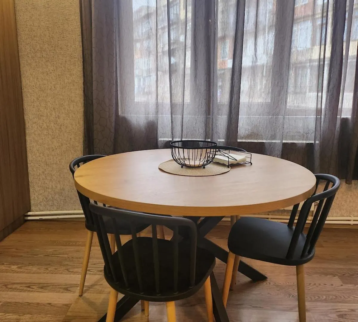 דירה Sale! 75 Sqm Old Tbilisi Daily&Monthly 1-Bd Apt